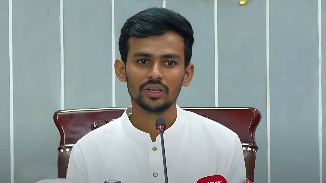 November 25/Asif.jpg